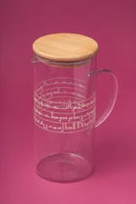 ⁦طقم إبريق زجاجي به 4 أكواب زجاجية بنقش حروف كوفية⁩ - الصورة ⁦3⁩