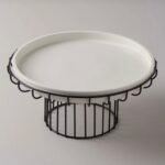 مترد من البورسلين بحامل من المعدن كبير - مافن