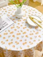 ⁦مفرش طاولة بطباعة الخوخ بنقاس140سم⁩ - الصورة ⁦2⁩