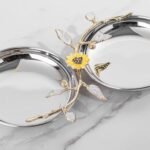 وعاء تقديم من مجموعة عباد الشمس