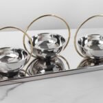 وعاء تقديم من مجموعة عباد الشمس