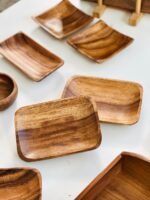 صحن تقديم خشبي