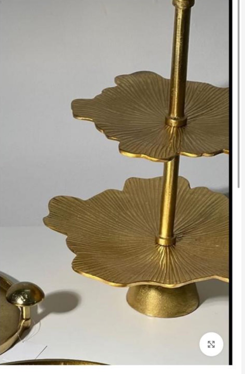 img_8215 مترد 3 ادوار لون ذهبي - الصورة 1