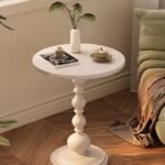 طاولة ديكورية من المعدن / لون ابيض