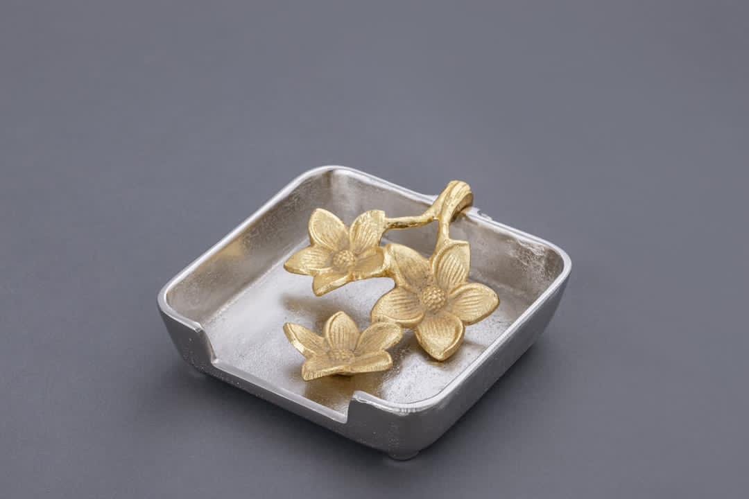 c34a6e7d-fb4c-4a23-accc-6f9cf914f2f9 حاملة مناديل - الصورة 1