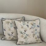 1 مخدة بالحشو