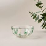 وعاء بتصميم نخيل