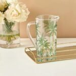 إبريق زجاجي بنقش النخيل