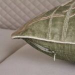 ⁦غطاء وسادة مطرز بأشجار النخيل - تمارا - 50x50 سم⁩ - الصورة ⁦3⁩