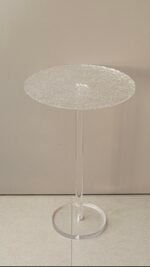طاولة اكريلك ديكور