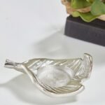 ⁦حامل شموع صغيرة بتصميم ورق شجر من فوجليا⁩ - الصورة ⁦2⁩