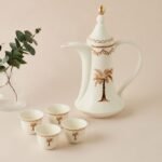 طقم فناجين قهوة خزف  4 قطع بطبعات نخيل مع إبريق شاي