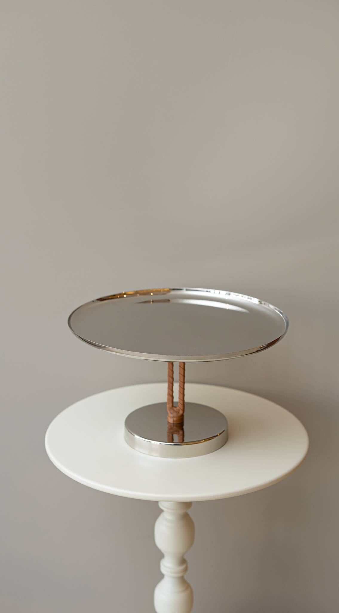 img_7720 مترد مدور - جلد - الصورة 1