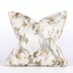 غطاء وسادة مربعة - من البوليستر مدمج الابيض وبيج  نمط نباتات وزهور 45*45