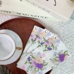 طقم مناديل 20 قطعه ب ازهار بنفسجيه