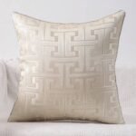 غطاء وسادة بدون حشو جاكار لون بيج
