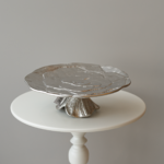 مترد تقديم بالقاعدة وريدة  فضي - الحجم الصغير