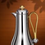 ⁦طقم ترامس ١ لتر + ١ لتر فضي وذهبي⁩ - الصورة ⁦2⁩