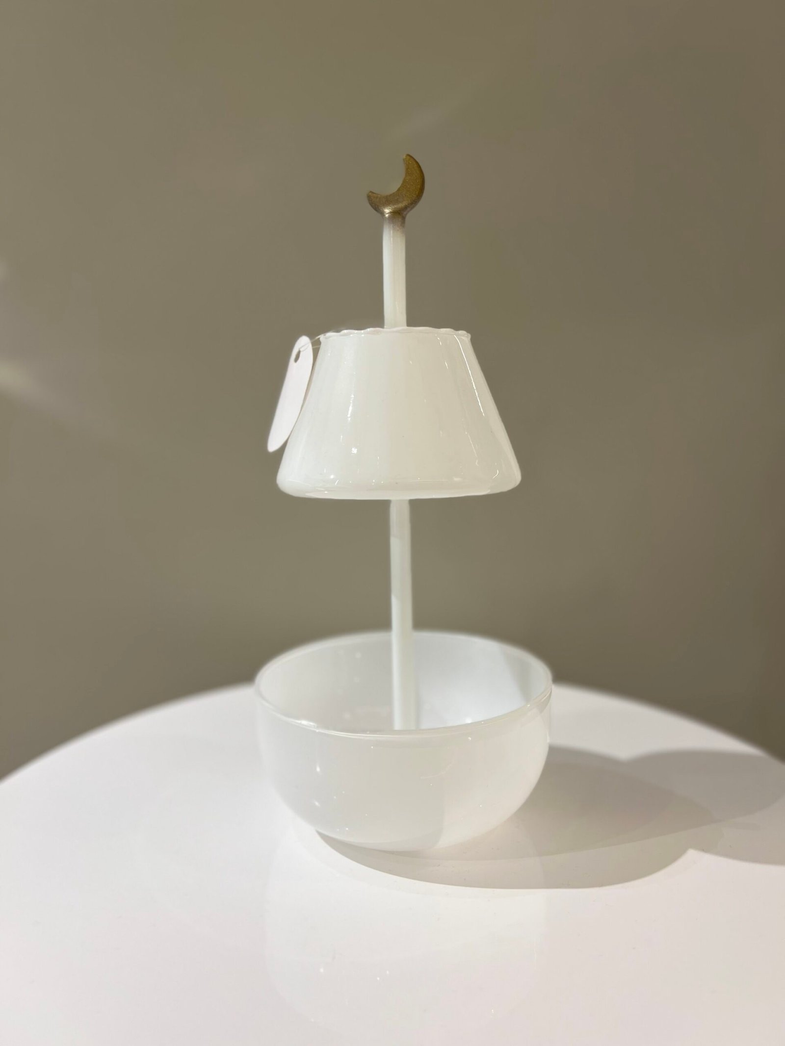 img_9180 مترد دورين زجاج ابيض - رمضاني - الصورة 1