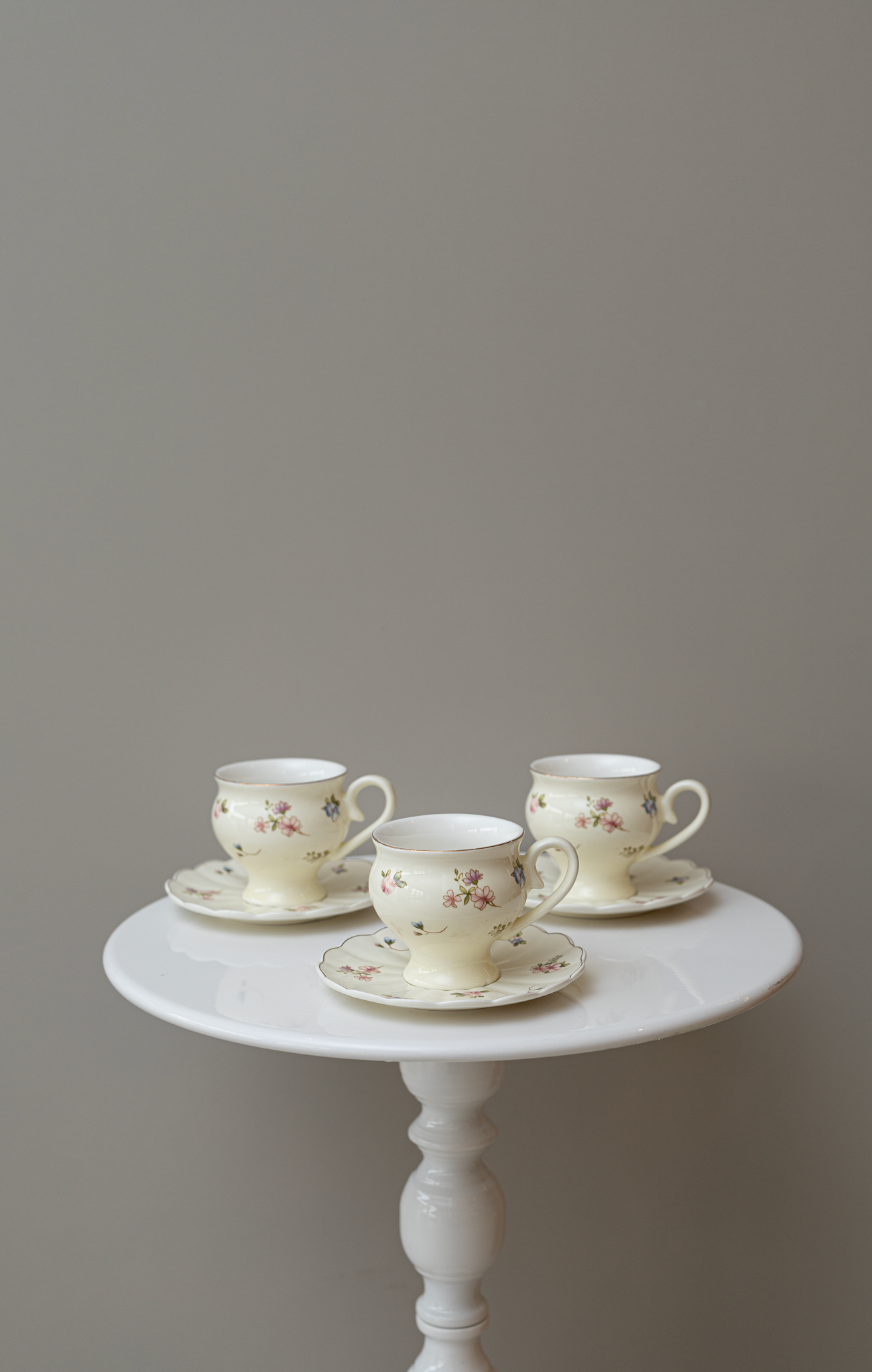 img_9802 طقم 6 نسكافي - الصورة 1