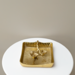 حاملة مناديل نحاسية نقش وردة - معدن هندي