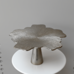 مترد بالقاعدة شكل زهرة - فضي - حجم كبير