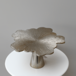 مترد بالقاعدة شكل زهرة - فضي - حجم متوسط