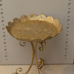 طاولة ديكور وردة معدن - كبيرة