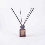 ⁦موزع عطور برائحة زهرة الباشن و المانجو 120 مل من امارا⁩ - الصورة ⁦2⁩