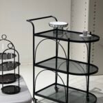 عربة معدن بيضاوية