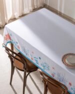 مفرش طاولة Fauve من قماش بولي قطن – أزرق فاتح / برتقالي – المقاس 150 × 250 سم