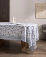 ️ مفرش طاولة قطني Aurel – لون أزرق – مقاس 250×160 سم