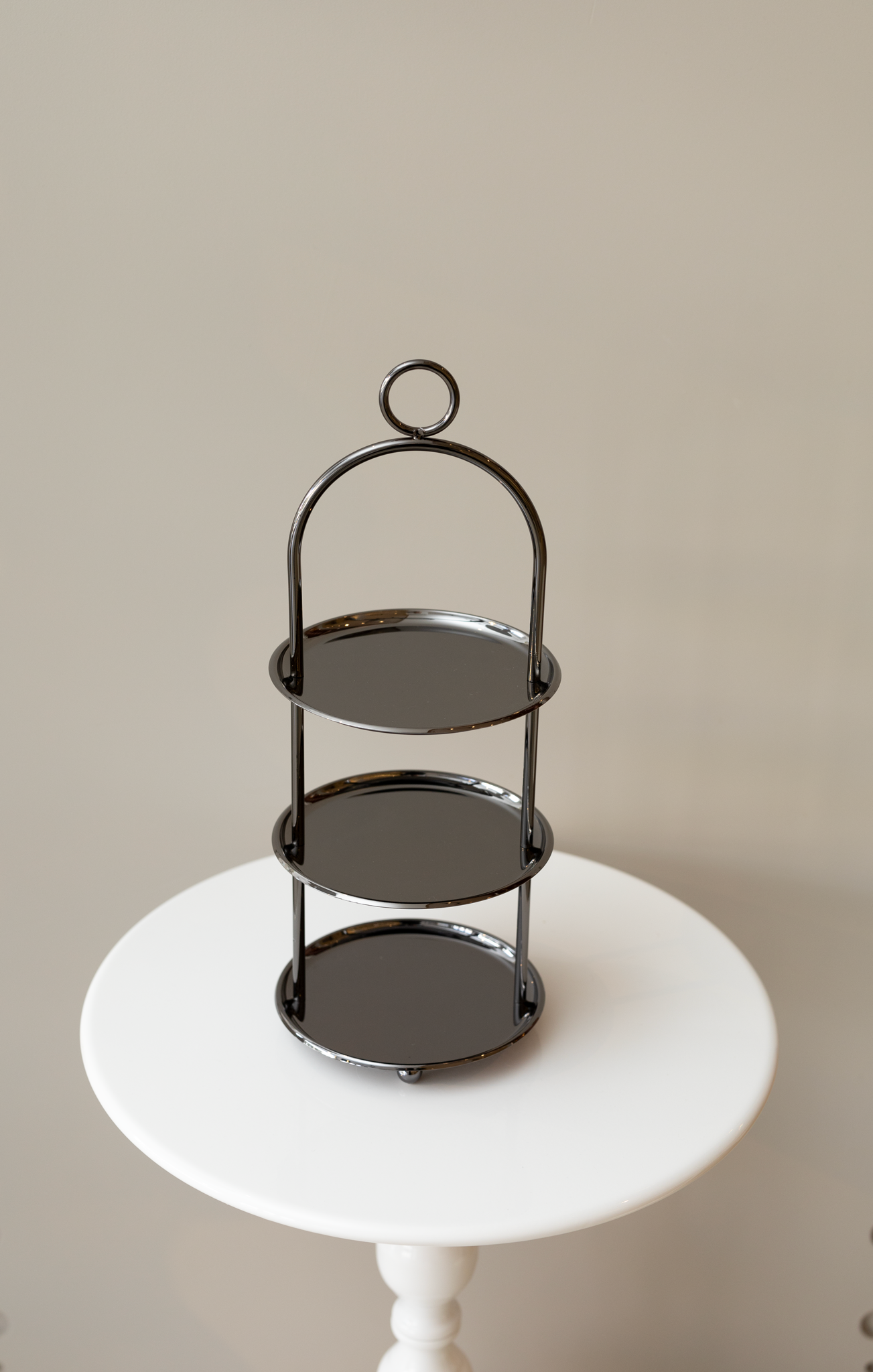 img_1374-3 مترد تقديم 3 ادوار رمادي غامق - صغير - الصورة 1