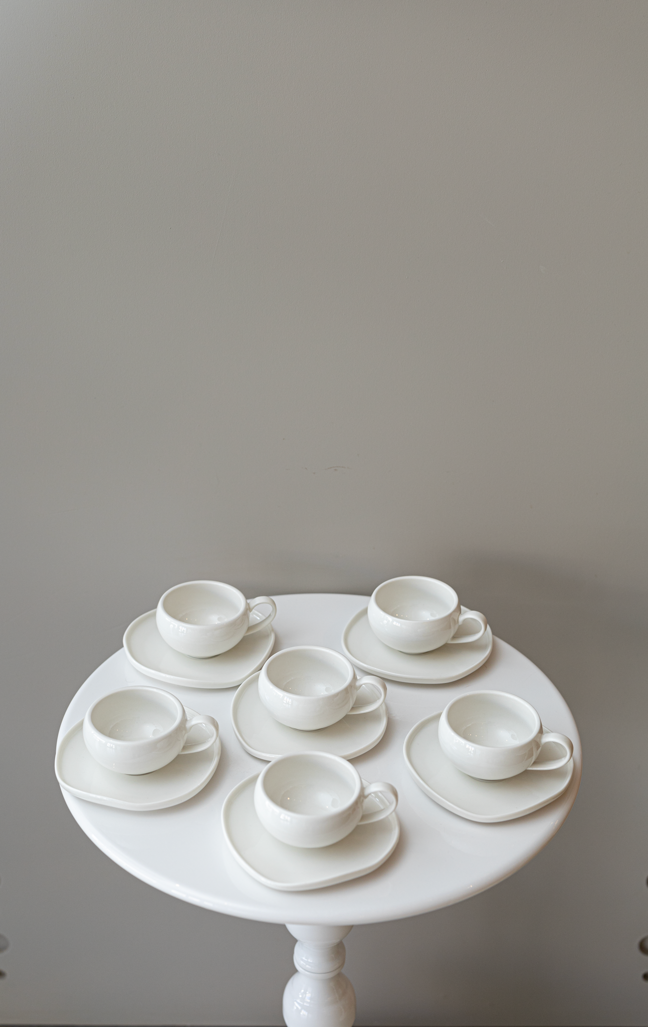 img_1389-2 طقم 6 قهوة ابيض - الصورة 1