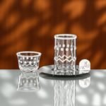 طقم شاي وقهوة 12 قطعة - فضي لامع وأبيض